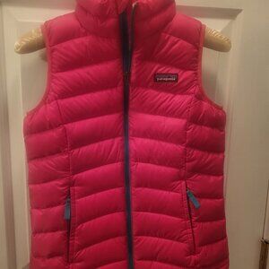 Pink Girls Patagonia vest, medium